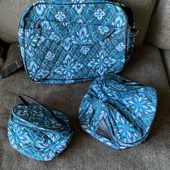 Set of three bags that are brand new. - Picture 5 of 6